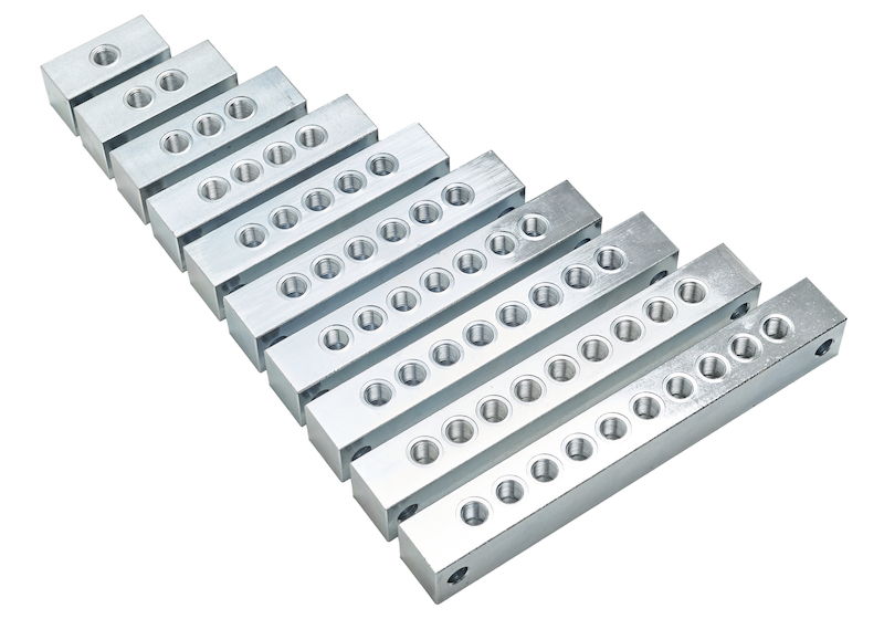 Коллекторный блок на 8 прямых выходов М10