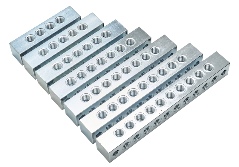 Коллекторный блок на 4 выхода 90° М10